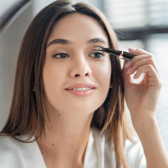 CILS RECOURBE CHAUFFANT | Electric Eyelash Curler™ - L'essentielle