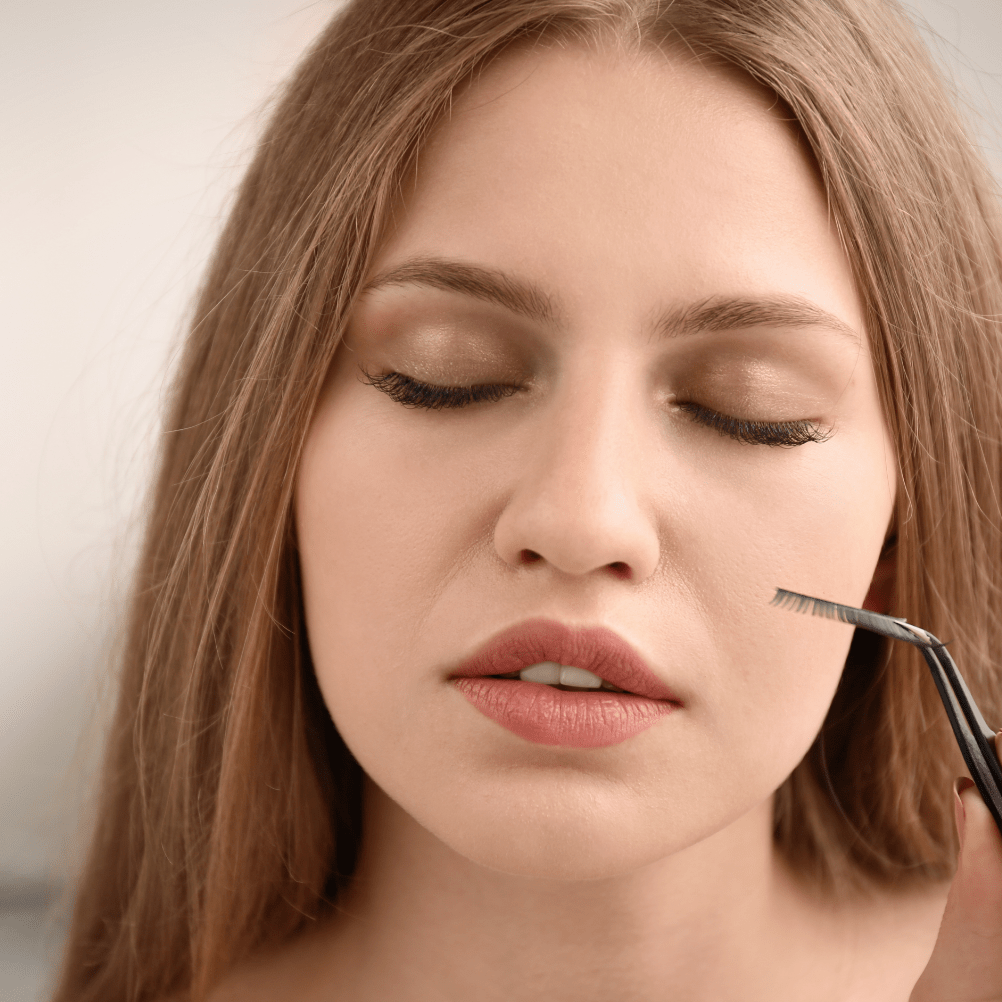 Extension de cils | Adhésif™ - L'essentielle