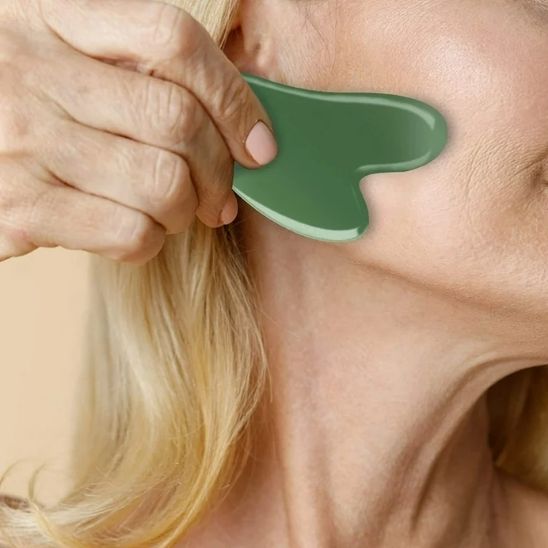 Gua Sha | Cœur résine et cire d'abeille - L'essentielle