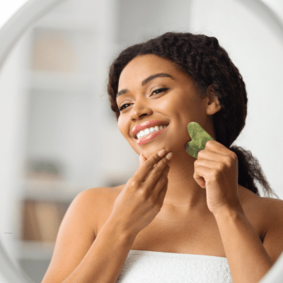 Gua Sha  visage en pierre De Jade