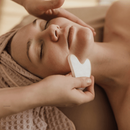 Gua Sha Visage | Massage | Cœur Blanc™ - L'essentielle