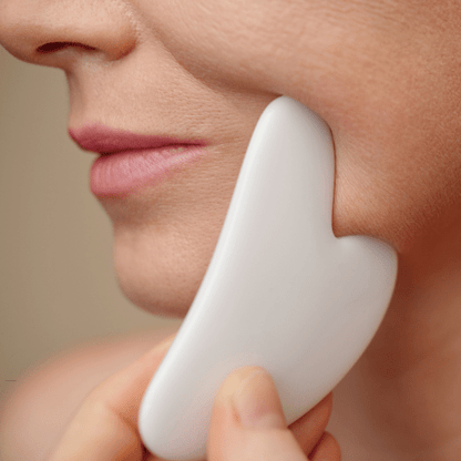 Gua Sha Visage | Massage | Cœur Blanc™ - L'essentielle